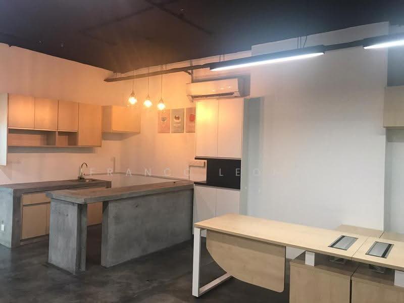 Shop for Rent in Petaling Jaya (Selangor) - Franco Leong - Kitchen - PropertyGuru.com.my