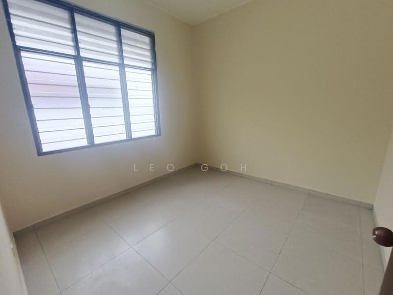 Rumah Teres 1-Tingkat untuk Disewa di Taman Bukit Kepayang (Bukit Kepayang) - Leo Goh - Bedroom - PropertyGuru.com.my