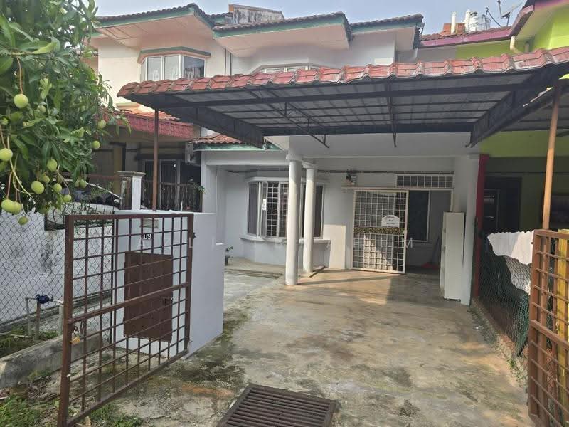 2-storey Terraced House for Sale in Seksyen 8 (Bangi) - Azli Ibrahim - Exterior - PropertyGuru.com.my