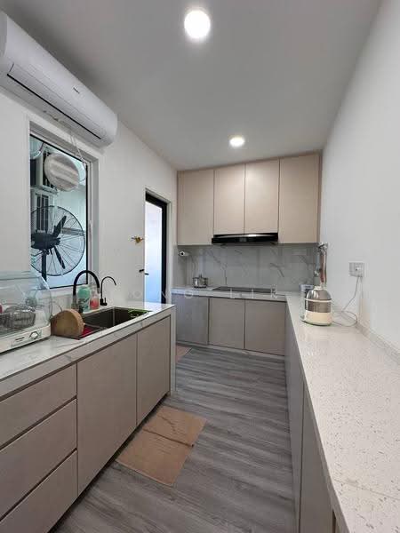Apartment for Sale at Larkin Residence Phase 2 - Fong Lik - Kitchen - PropertyGuru.com.my