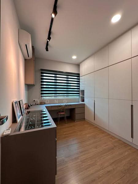 Apartment for Sale at Larkin Residence Phase 2 - Fong Lik - Study - PropertyGuru.com.my