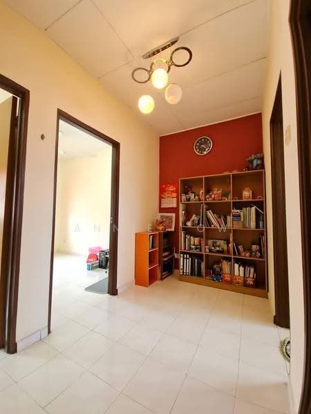 2-storey Terraced House for Sale in Taman Nusantara Prima (Gelang Patah) - Annie Low - Corridor - PropertyGuru.com.my