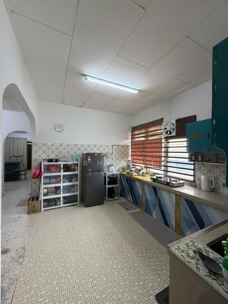 Rumah Berkembar untuk Dijual di Taman Sri Rambai (Bukit Mertajam) - Kah Hui Teoh - Kitchen - PropertyGuru.com.my
