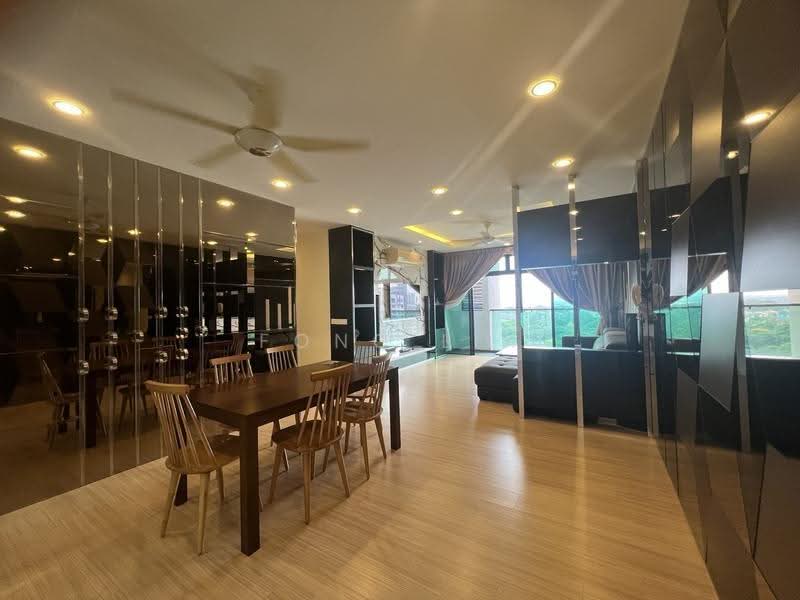 Kediaman Servis untuk Dijual di Sky Loft Premium Suites - Fong Lik - Dining Room - PropertyGuru.com.my