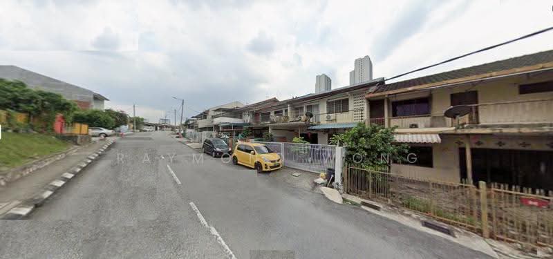 2-storey Terraced House for Sale in Taman Salak Selatan (Salak South) - Raymond Wong - Exterior - PropertyGuru.com.my