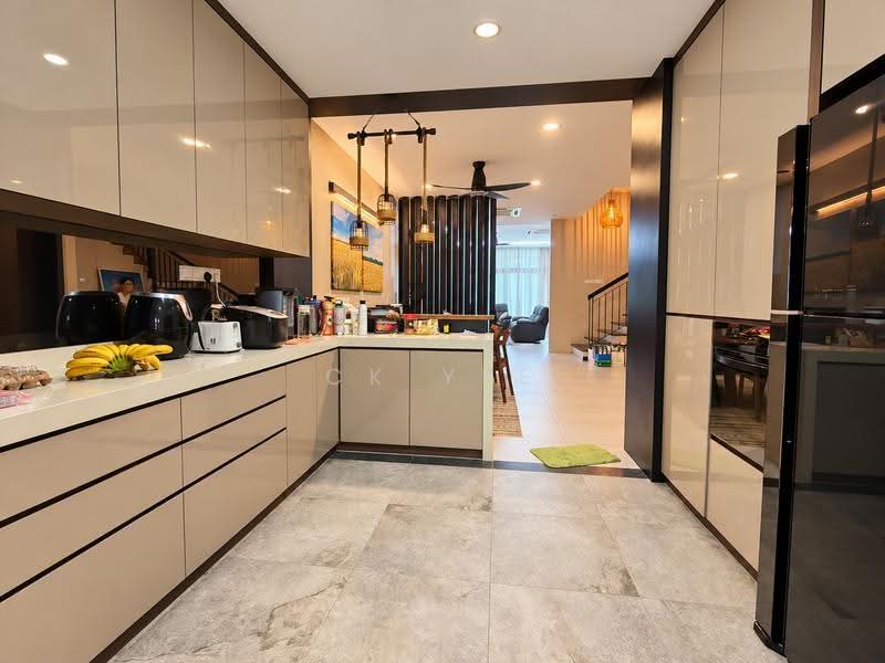 Rumah Teres 3-Tingkat untuk Dijual di Taman Juara Jaya (Cheras) - CK Yee - PropertyGuru.com.my
