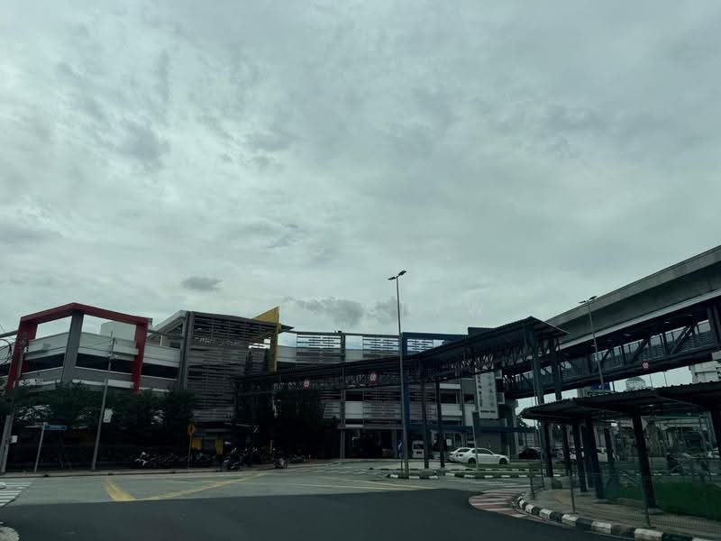 Kedai untuk Dijual di Sungai Besi (Kuala Lumpur) - Eric Chew - Exterior - PropertyGuru.com.my