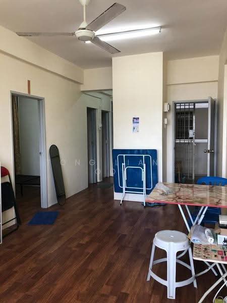 Apartment for Sale at Permai Jaya - Tong Liang Ooi - Living Room - PropertyGuru.com.my