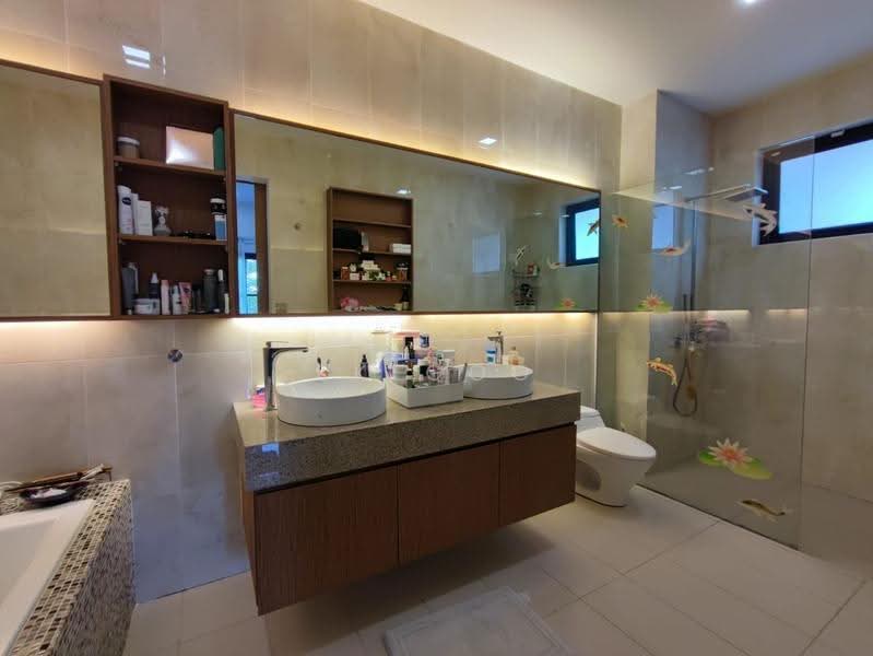Rumah Banglo untuk Dijual di Ledang Heights (Iskandar Puteri (Nusajaya)) - SK GOO - Bathroom - PropertyGuru.com.my