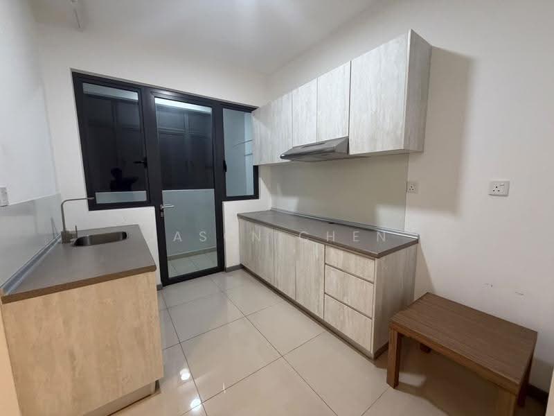 Kediaman Servis untuk Disewa di United Point (Residensi Berpadu) - Jason Chen - Kitchen - PropertyGuru.com.my
