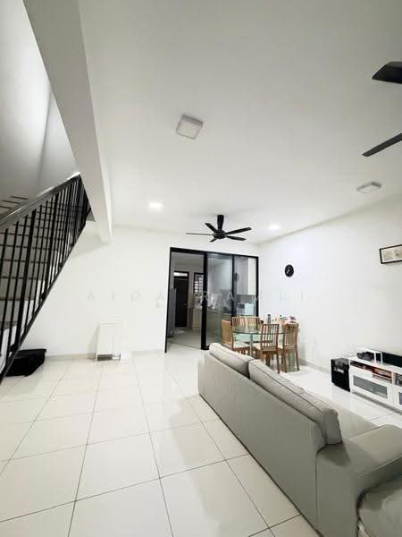 2-storey Terraced House for Rent in Elmina (Shah Alam) - Aida Ramli - Living Room - PropertyGuru.com.my