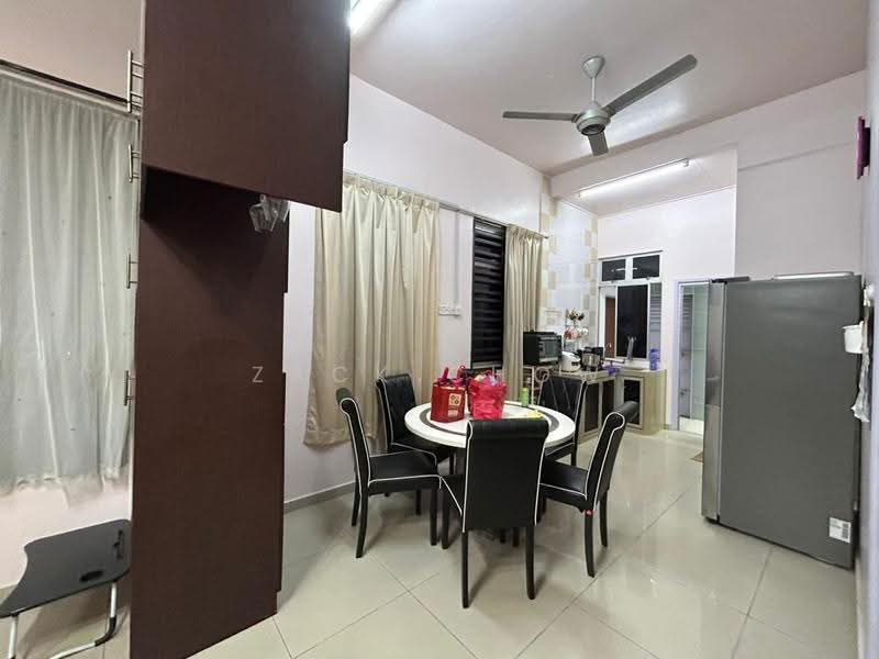 2-storey Terraced House for Sale in Ehsan Jaya (Johor Bahru) - Zack Chow - Dining Room - PropertyGuru.com.my
