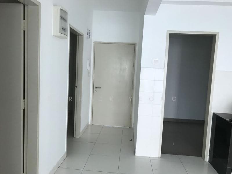 Kondominium untuk Disewa di Casa Tropika - Derrick Yeong - Corridor - PropertyGuru.com.my
