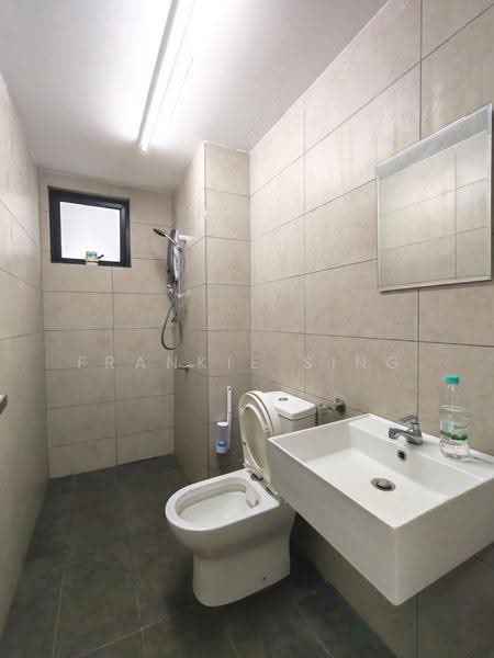 Kediaman Servis untuk Disewa di M Luna - Frankie Sing - Bathroom - PropertyGuru.com.my