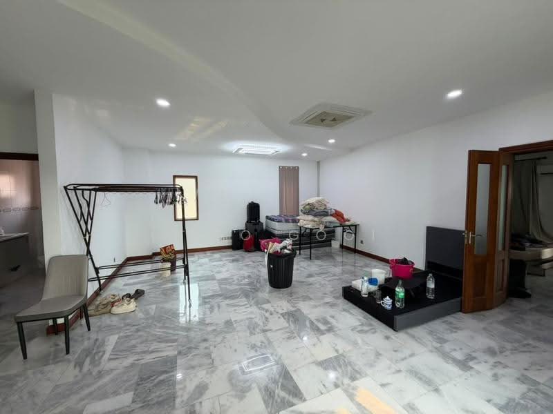 Bungalow House for Rent in Tropicana Golf (Tropicana) - Hugo Gooi - Living Room - PropertyGuru.com.my