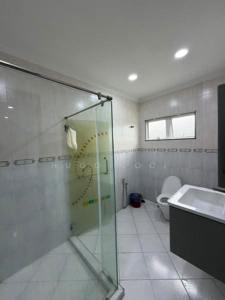 Bungalow House for Rent in Tropicana Golf (Tropicana) - Hugo Gooi - Bathroom - PropertyGuru.com.my