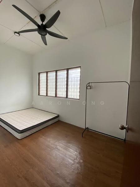 Rumah Teres 2-Tingkat untuk Dijual di Taman Desa Gombak (Setapak) - Aaron Ong - Bedroom - PropertyGuru.com.my