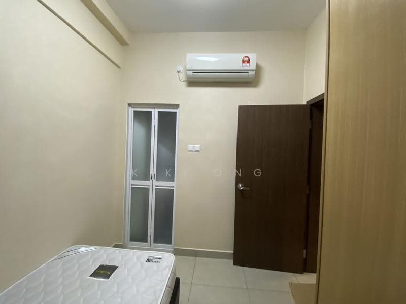 Kediaman Servis untuk Dijual di D'Secret Garden 2 (Pangsapuri Kempas Indah 2) - Kiki Ong - Bedroom - PropertyGuru.com.my