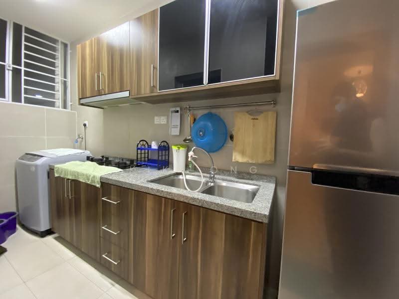 Kediaman Servis untuk Dijual di D'Secret Garden 2 (Pangsapuri Kempas Indah 2) - Kiki Ong - Kitchen - PropertyGuru.com.my