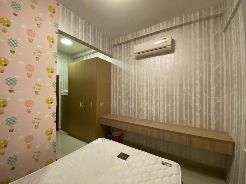 Kediaman Servis untuk Dijual di D'Secret Garden (Pangsapuri Kempas Indah) - Kiki Ong - Bedroom - PropertyGuru.com.my