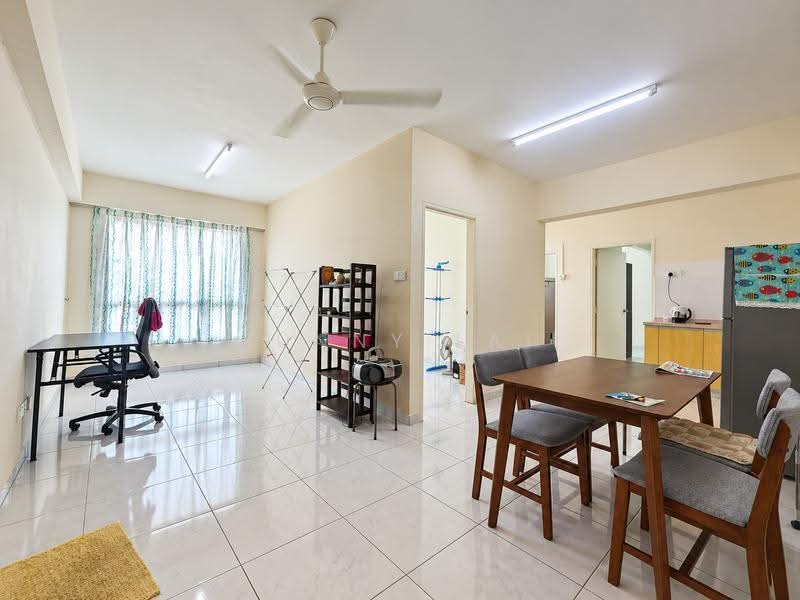 Pangsapuri untuk Dijual di Skyridge Apartment - Sunny Lai - Dining Room - PropertyGuru.com.my