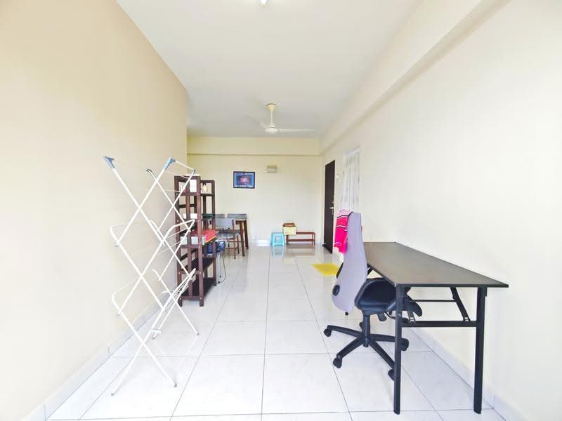Pangsapuri untuk Dijual di Skyridge Apartment - Sunny Lai - Living Room - PropertyGuru.com.my