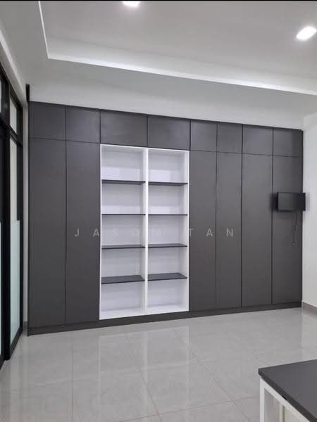 Kedai untuk Disewa di Taman Equine (Seri Kembangan) - Jason Tan - Interior - PropertyGuru.com.my