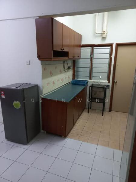 Pangsapuri untuk Disewa di Ixora - Justin Wong - Kitchen - PropertyGuru.com.my
