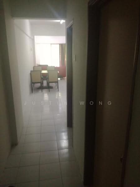 Pangsapuri untuk Disewa di Ixora - Justin Wong - Corridor - PropertyGuru.com.my