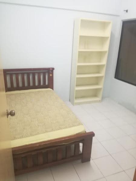 Pangsapuri untuk Disewa di Ixora - Justin Wong - Bedroom - PropertyGuru.com.my