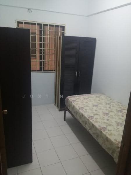 Pangsapuri untuk Disewa di Ixora - Justin Wong - Bedroom - PropertyGuru.com.my
