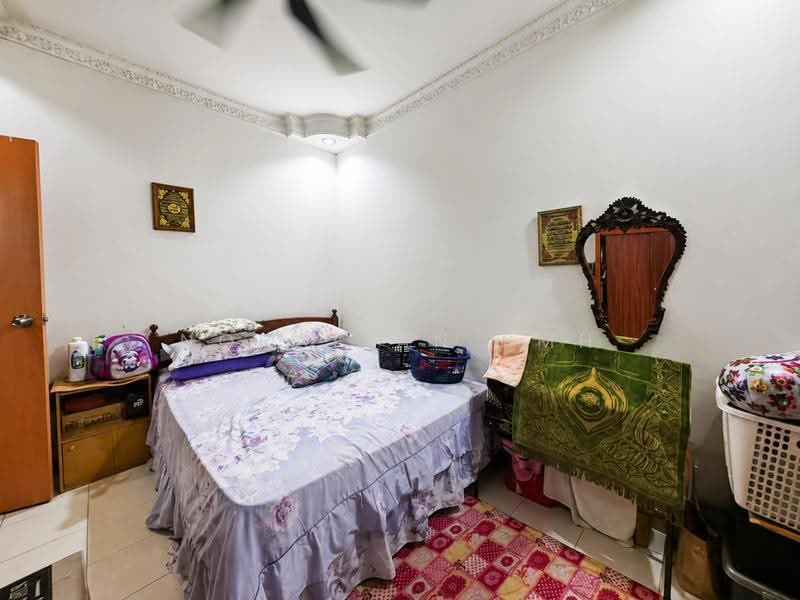 Bungalow House for Sale in Bangi (Selangor) - Norafian SMH - Bedroom - PropertyGuru.com.my