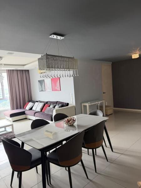 Kondominium untuk Disewa di Menjalara 18 - Amirul Ami - Living Room - PropertyGuru.com.my