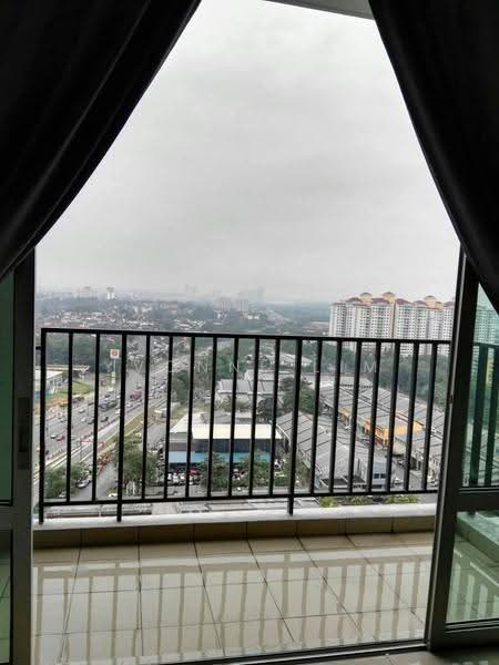 Kediaman Servis untuk Dijual di Greenfield Regency - Yvonne Lim - Balcony - PropertyGuru.com.my