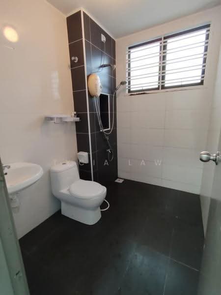 Rumah Teres 2-Tingkat untuk Dijual di Johor Bahru (Johor) - Tycia Law - Bathroom - PropertyGuru.com.my