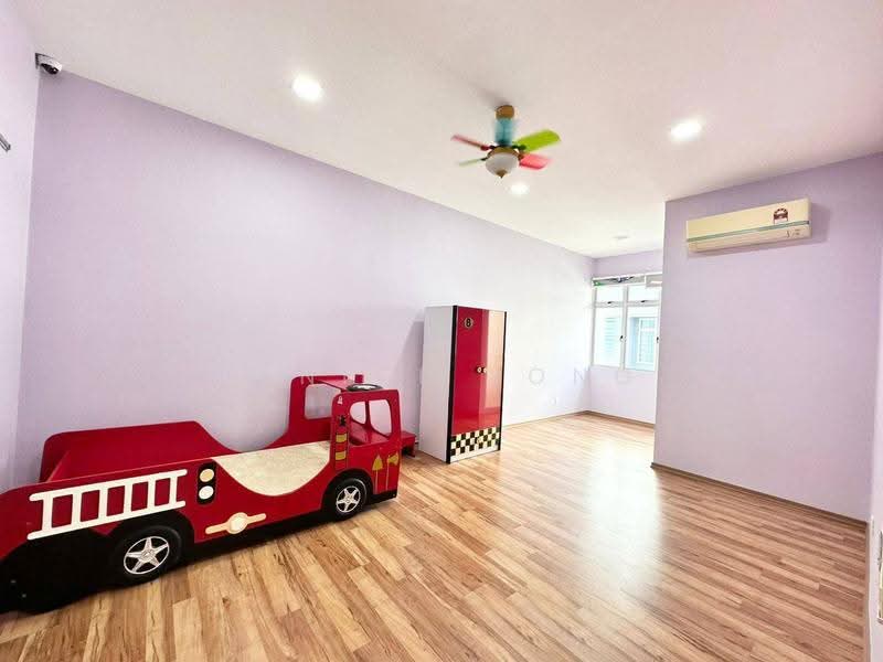 2.5-storey Terraced House for Rent in Taman Sutera Utama (Skudai) - Janice Yong - Bedroom - PropertyGuru.com.my