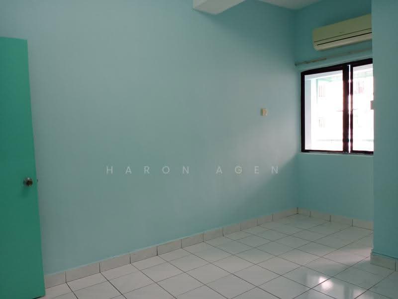 Pangsapuri untuk Dijual di Taman Lembah Maju 600 Apartment - Haron Agen - PropertyGuru.com.my
