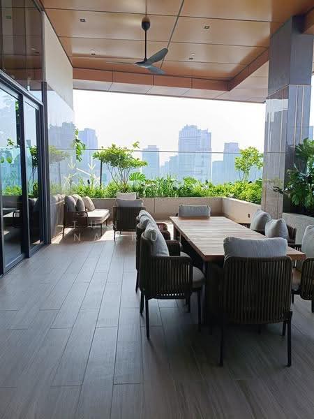Sky Dining & BBQ Lounge