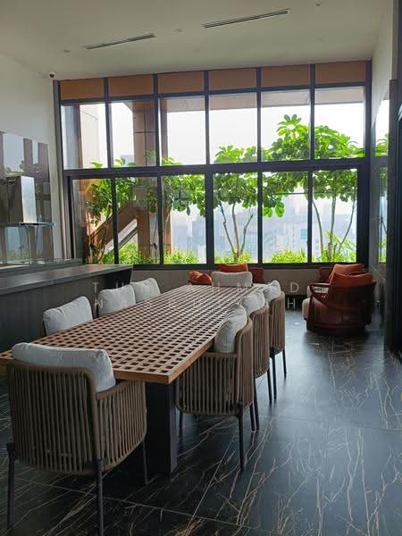 Sky Dining & BBQ Lounge