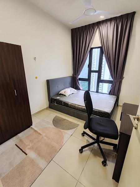 Service Residence for Sale at D'Cosmos Residences - Philip Tan - Bedroom - PropertyGuru.com.my