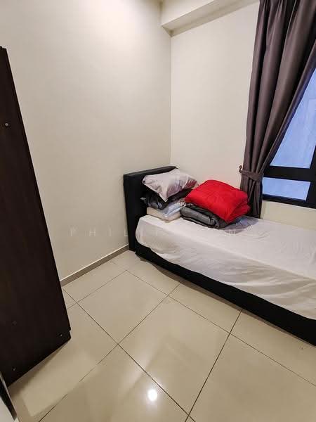 Service Residence for Sale at D'Cosmos Residences - Philip Tan - Bedroom - PropertyGuru.com.my