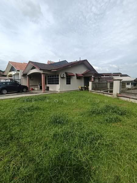 Rumah Teres 1-Tingkat untuk Dijual di Taman Sutera (Johor Bahru) - Ee Fong Toh - Exterior - PropertyGuru.com.my