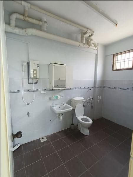 Apartment for Rent at Villa Bestari Apartment - Robbie Tan - Bathroom - PropertyGuru.com.my