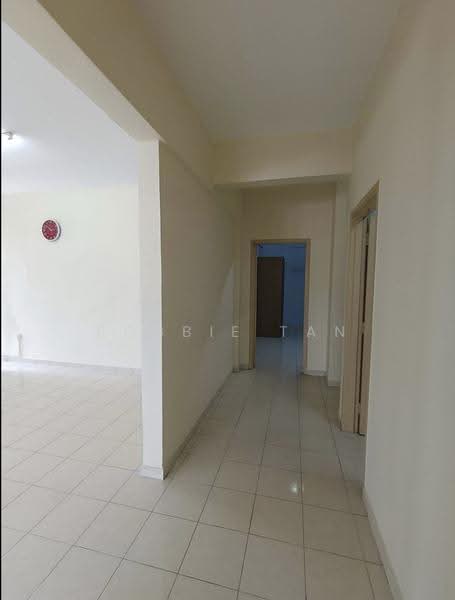 Apartment for Rent at Villa Bestari Apartment - Robbie Tan - Corridor - PropertyGuru.com.my