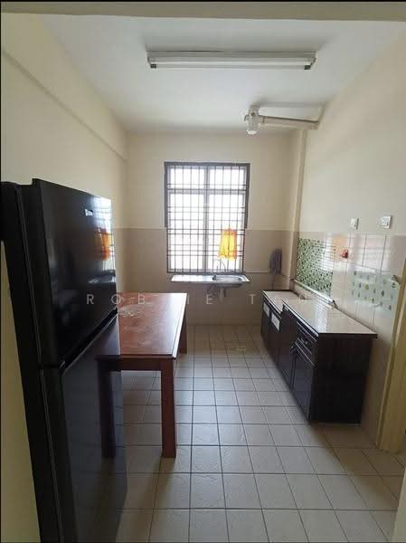 Apartment for Rent at Villa Bestari Apartment - Robbie Tan - Kitchen - PropertyGuru.com.my