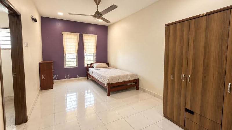 Semi-Detached House for Sale in Kipark Sri Utara (Batu) - Kwong Xiao Wei - Bedroom - PropertyGuru.com.my