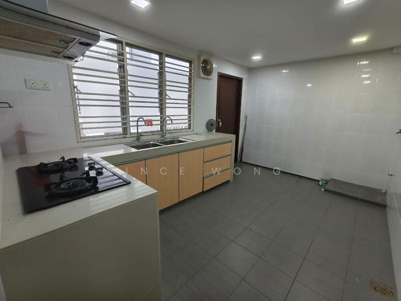 2.5-storey Terraced House for Sale in Taman Putra Prima (Puchong) - Vince Wong - Kitchen - PropertyGuru.com.my