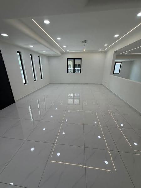Semi-Detached House for Sale in Taman Skudai Baru (Skudai) - Max Loh - Living Room - PropertyGuru.com.my