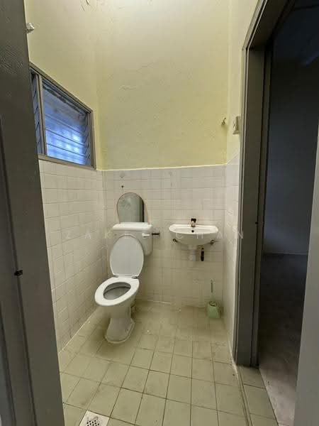 Terraced House for Sale in Taman Desa Cheras (Cheras) - Zakee Chan - Bathroom - PropertyGuru.com.my