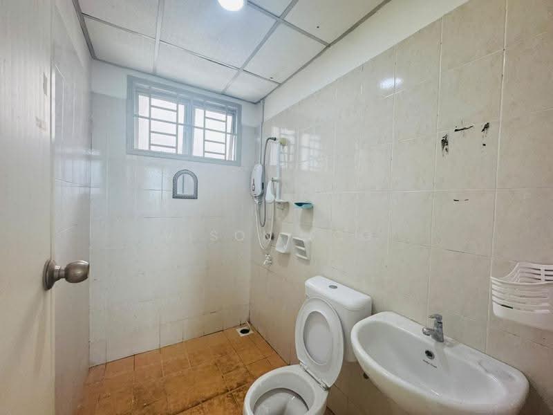 Service Residence for Sale at Nusa Perdana Serviced Apartment - Vison Foo - Bathroom - PropertyGuru.com.my